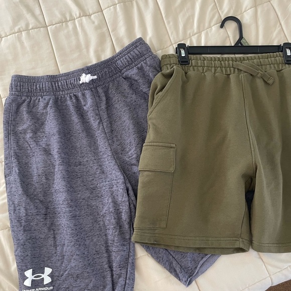 Under Armour Other - Bundle of 2 men’s size large shorts